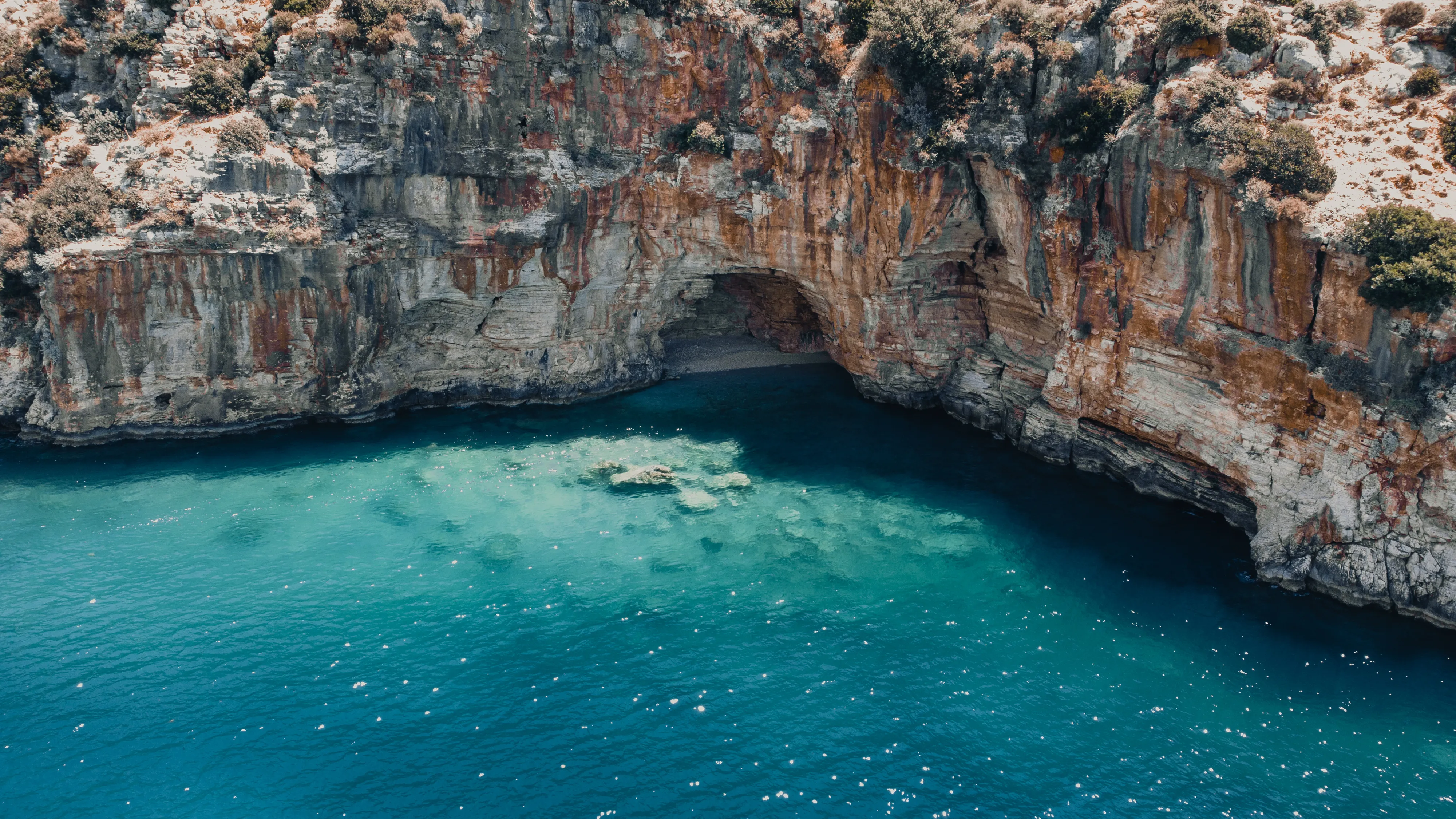 Antalya Kaş: Doğa ve Tarihle Dolu Bir Tatil Rotası