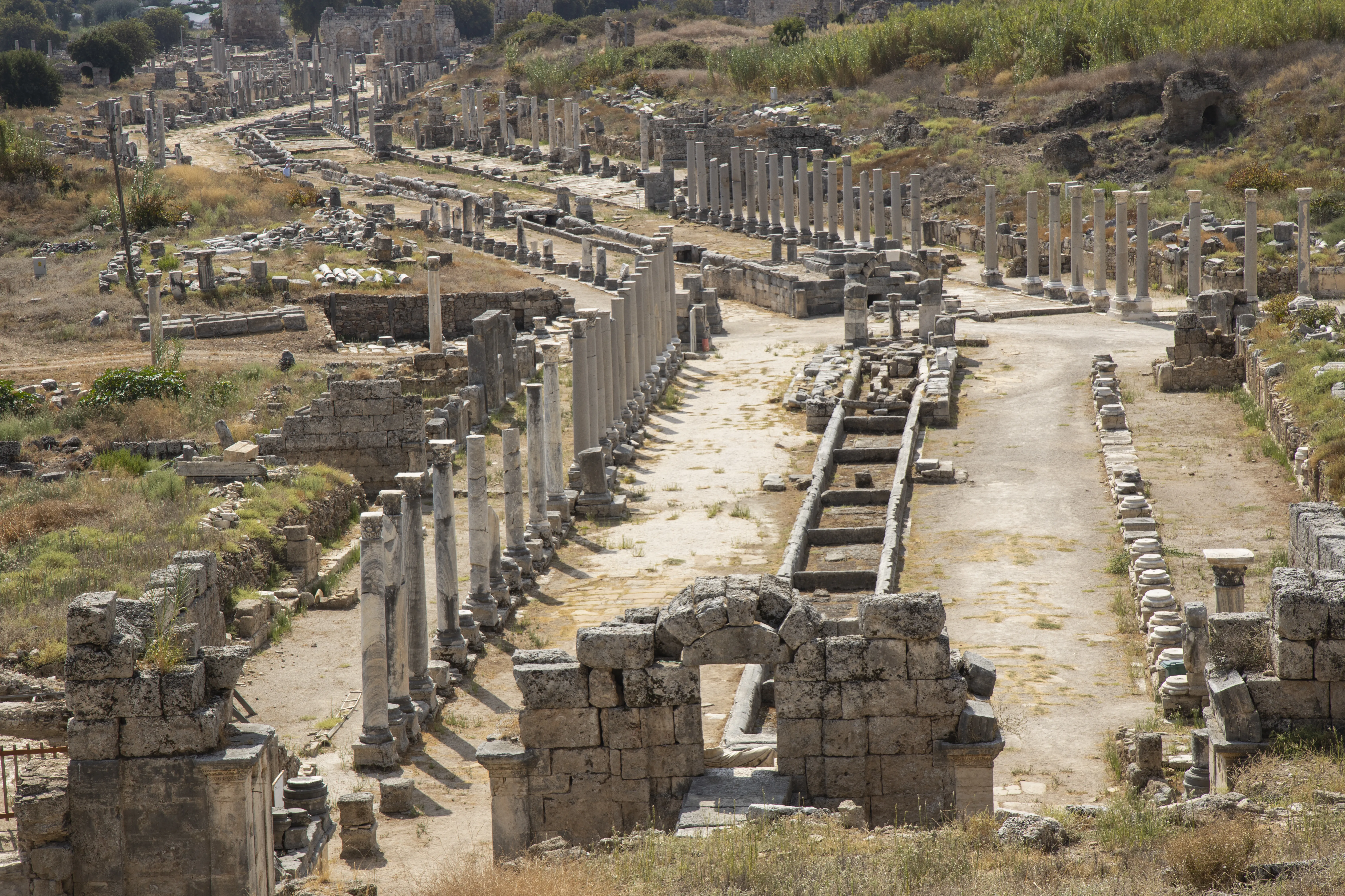 Antalya Tarihi: Konyaaltı Plajı'nın Gizli Tarihi