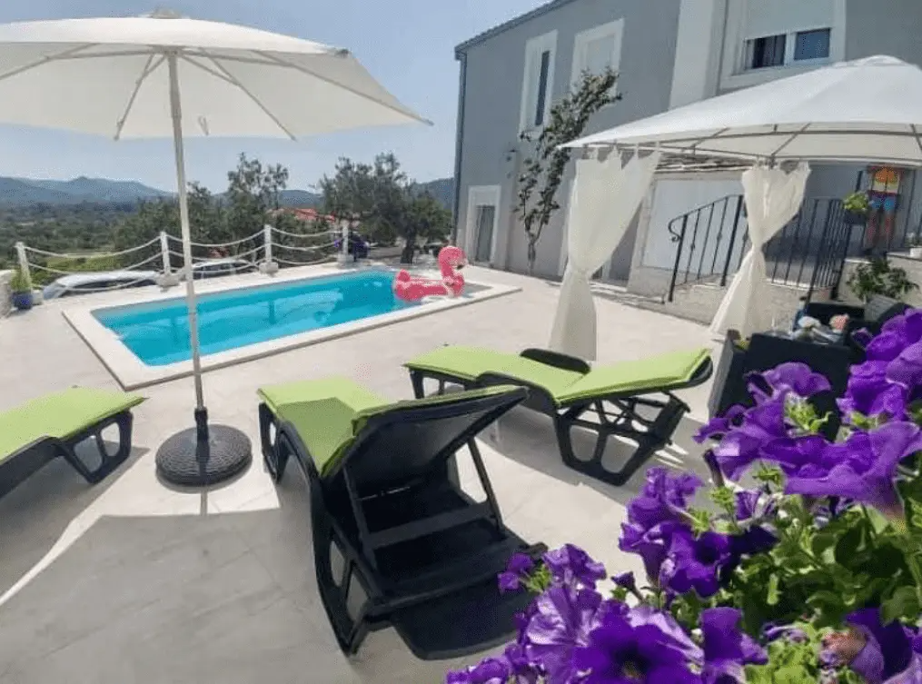 Kaliteli Bir Tatil İçin Havuzlu Villa