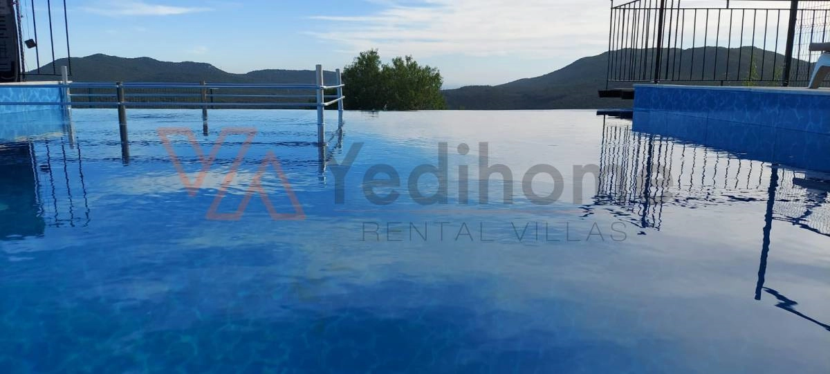 Villa Phellos
