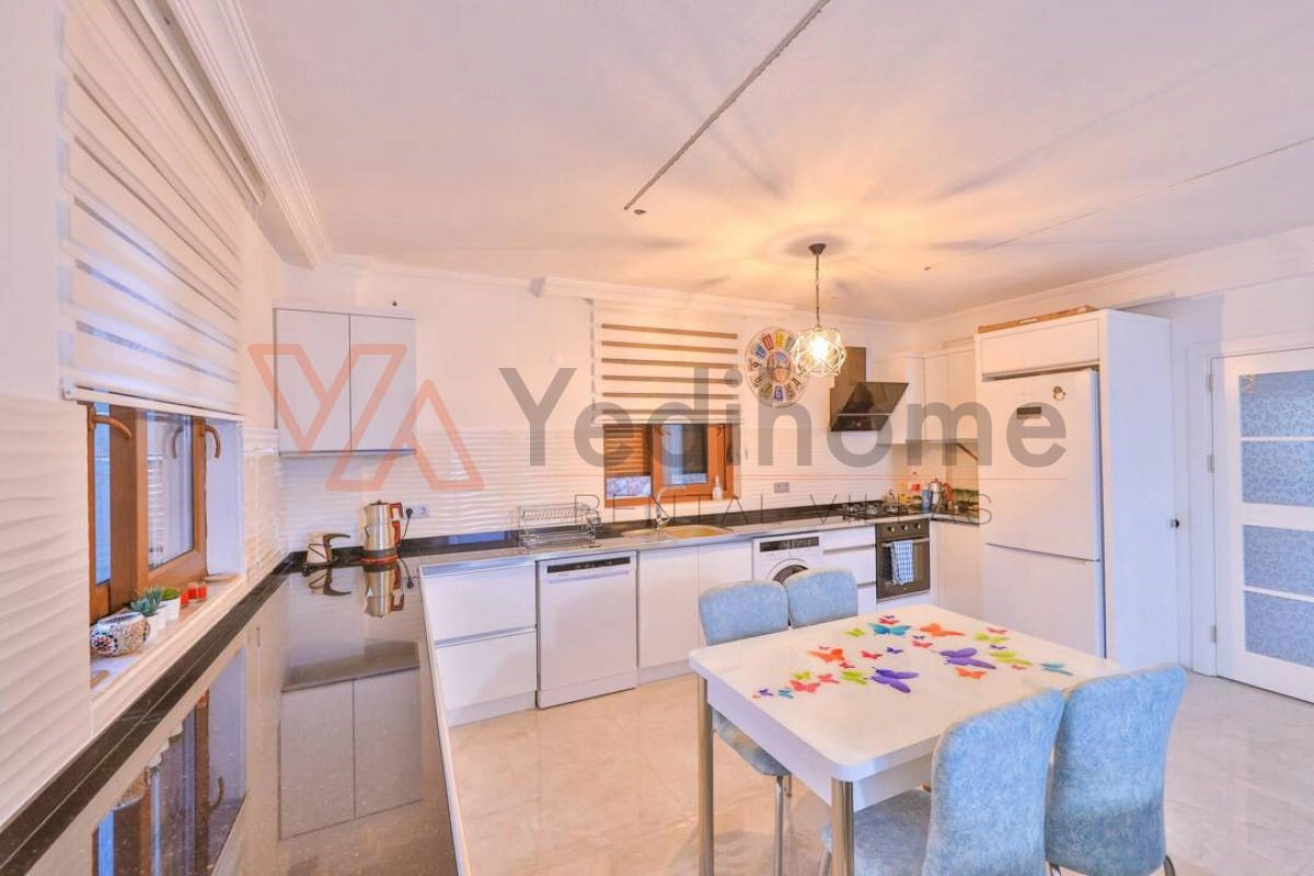 Villa Phellos