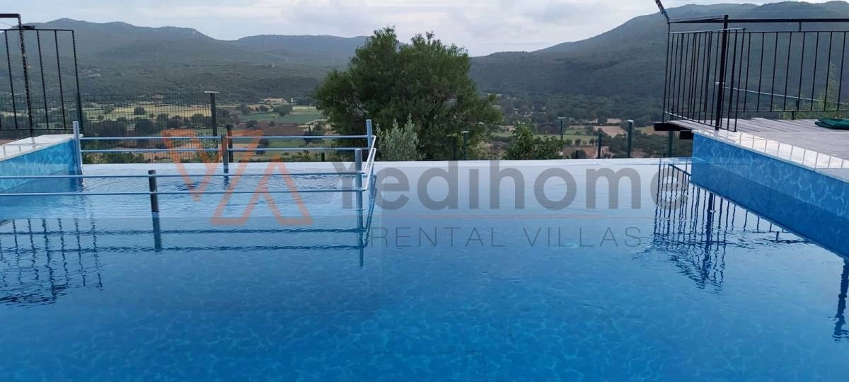 Villa Phellos
