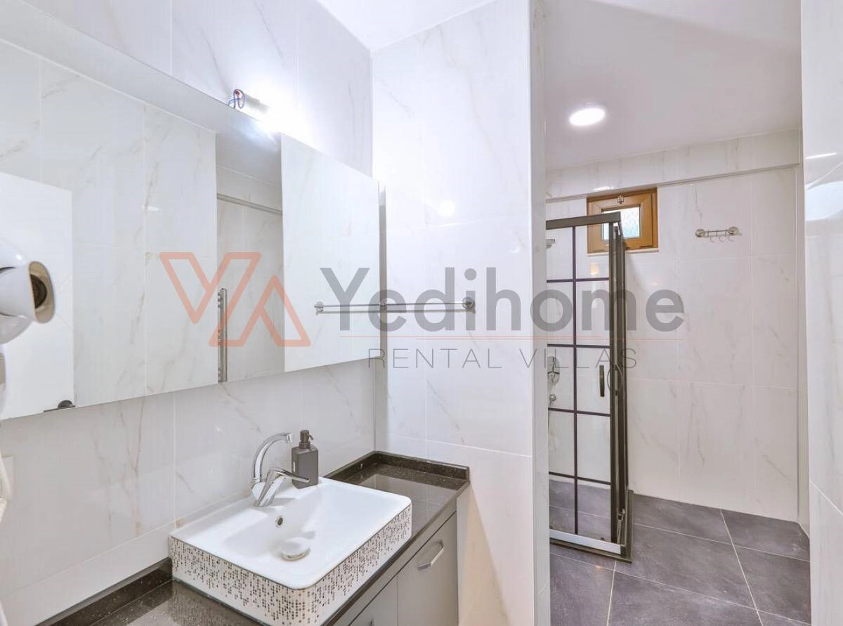 Villa Phellos